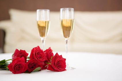 Pacchetto romantico: camera a tema con bottiglia di spumante